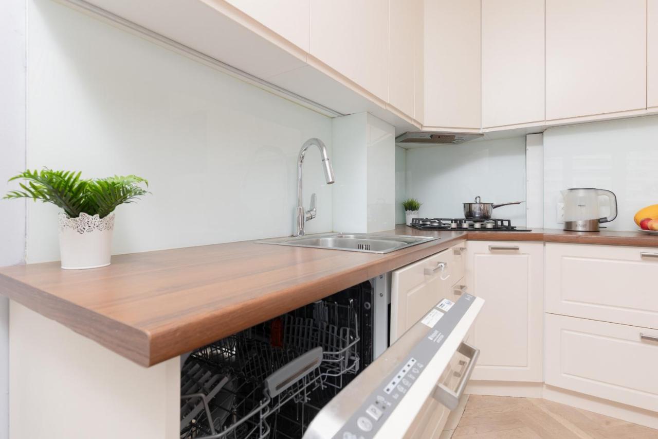 Zlota Center Of By Renters Apartament Warszawa